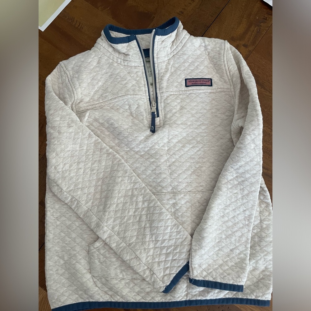 Girls vineyard vines quilted quartz zip size medium 10-12